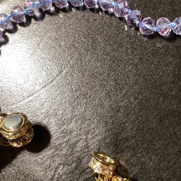 Kirks Folly magnetic necklace - Picture 8 of 8